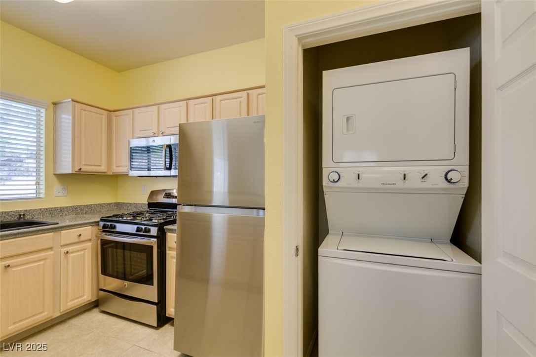 5250 South Rainbow Boulevard 2101 Property Photo 14