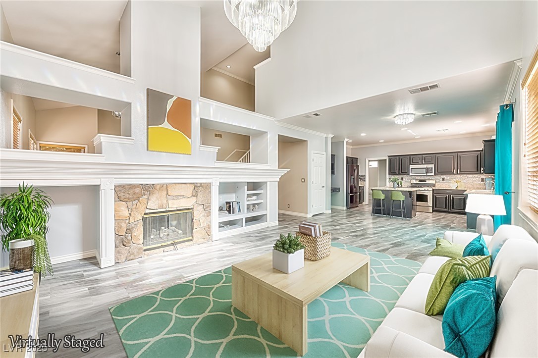 3525 Dover Bay Street Property Photo 5