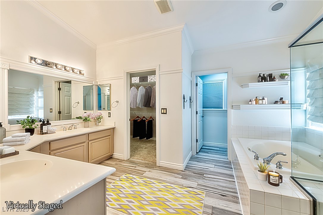 3525 Dover Bay Street Property Photo 13