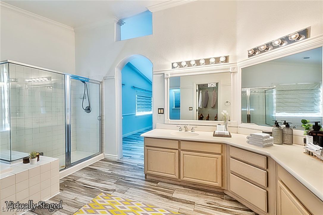 3525 Dover Bay Street Property Photo 14