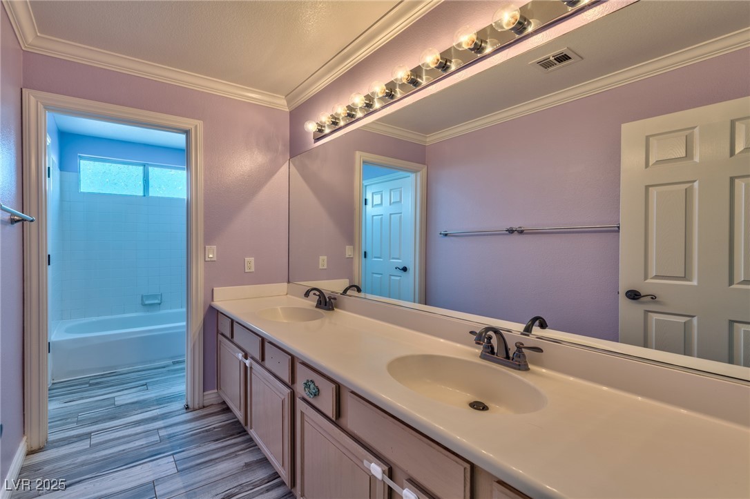 3525 Dover Bay Street Property Photo 28