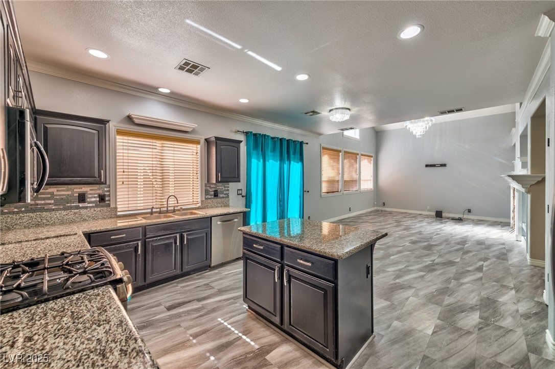 3525 Dover Bay Street Property Photo 42