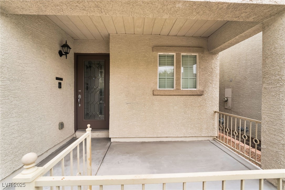 9132 Gabardine Avenue Property Photo 6