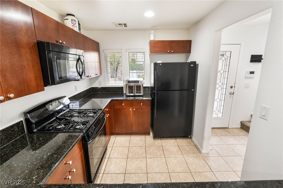 9132 Gabardine Avenue Property Photo 11
