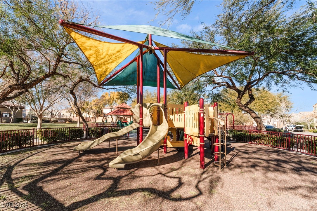 9132 Gabardine Avenue Property Photo 33