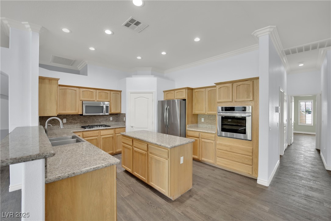 1324 European Drive Property Photo 16