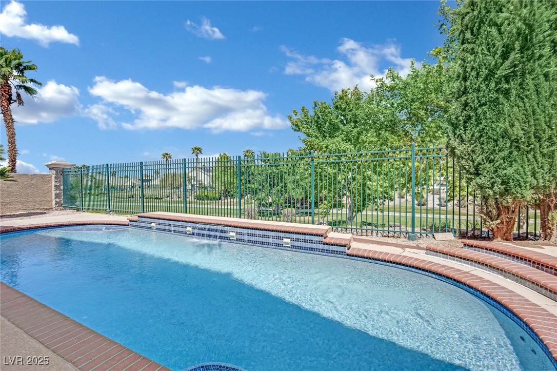 1324 European Drive Property Photo 43
