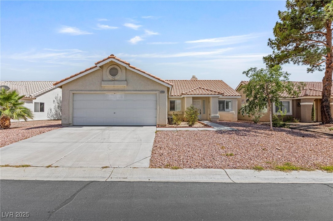 6209 Lenaking Avenue Property Photo 1