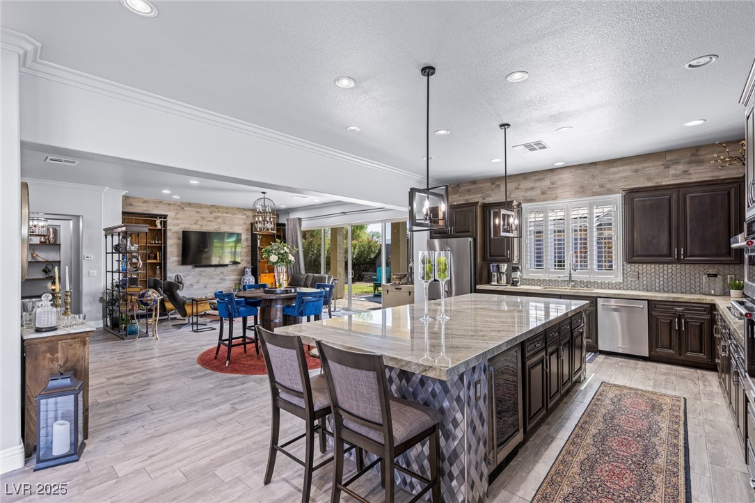 8713 Long Winter Court Property Photo 19