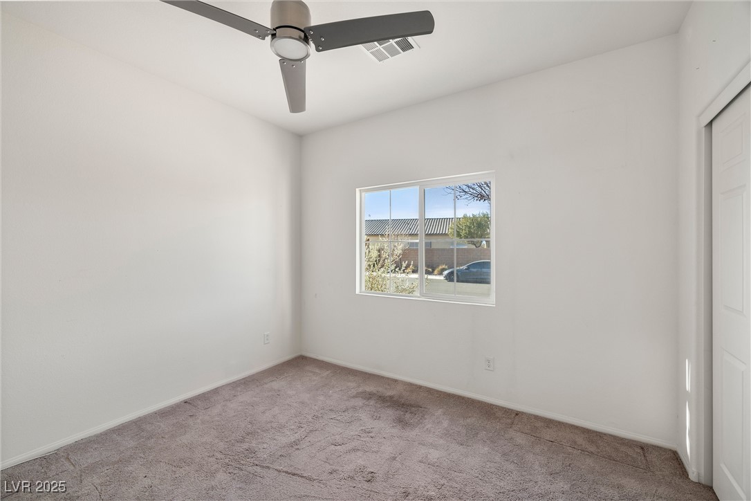 5338 Lignum Avenue Property Photo 6