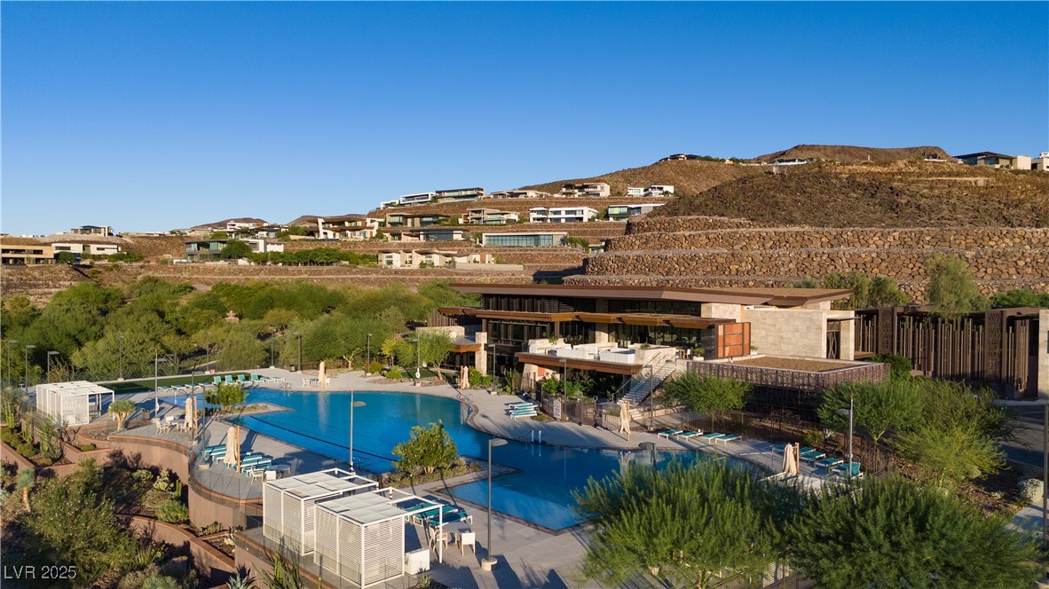 12 Wanderlust Court Property Photo 18