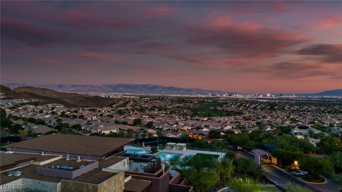 12 Wanderlust Court Property Photo 21