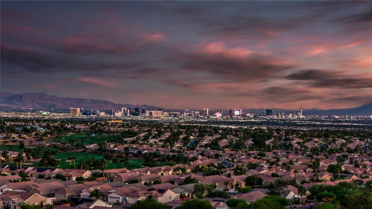 12 Wanderlust Court Property Photo 22
