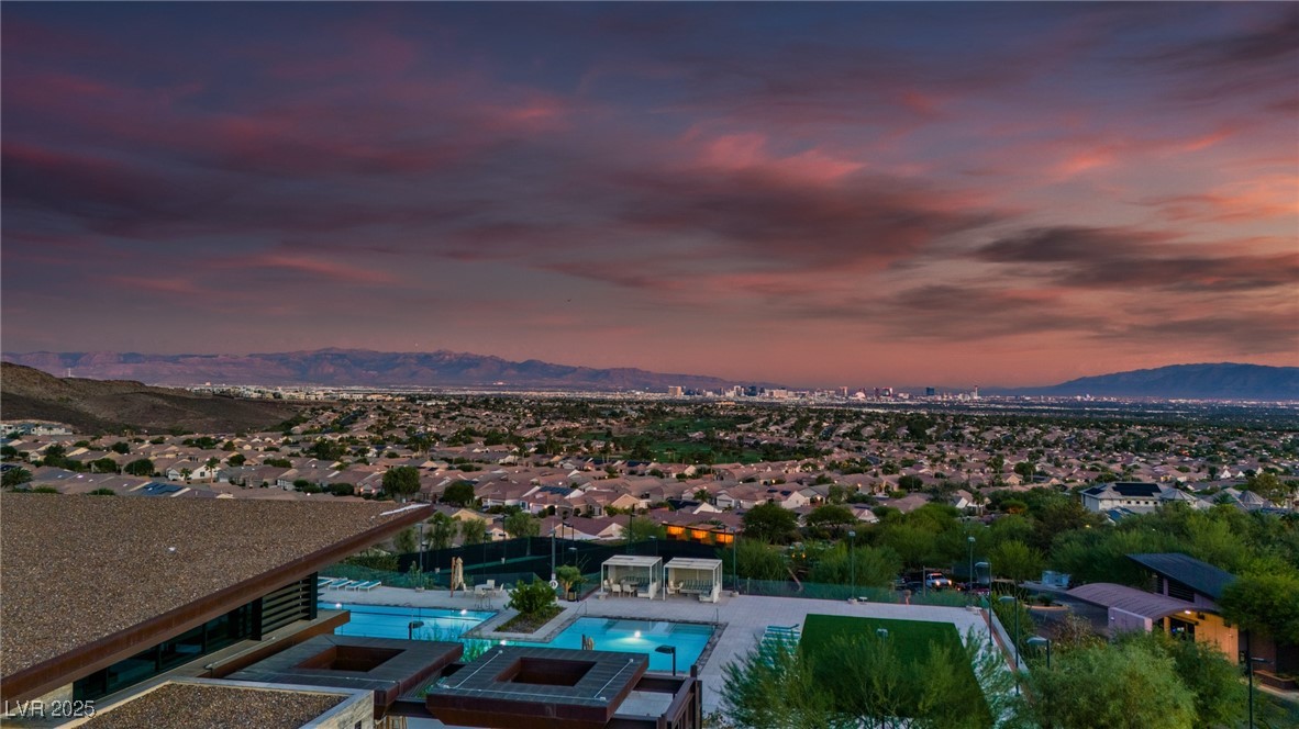 12 Wanderlust Court Property Photo 23
