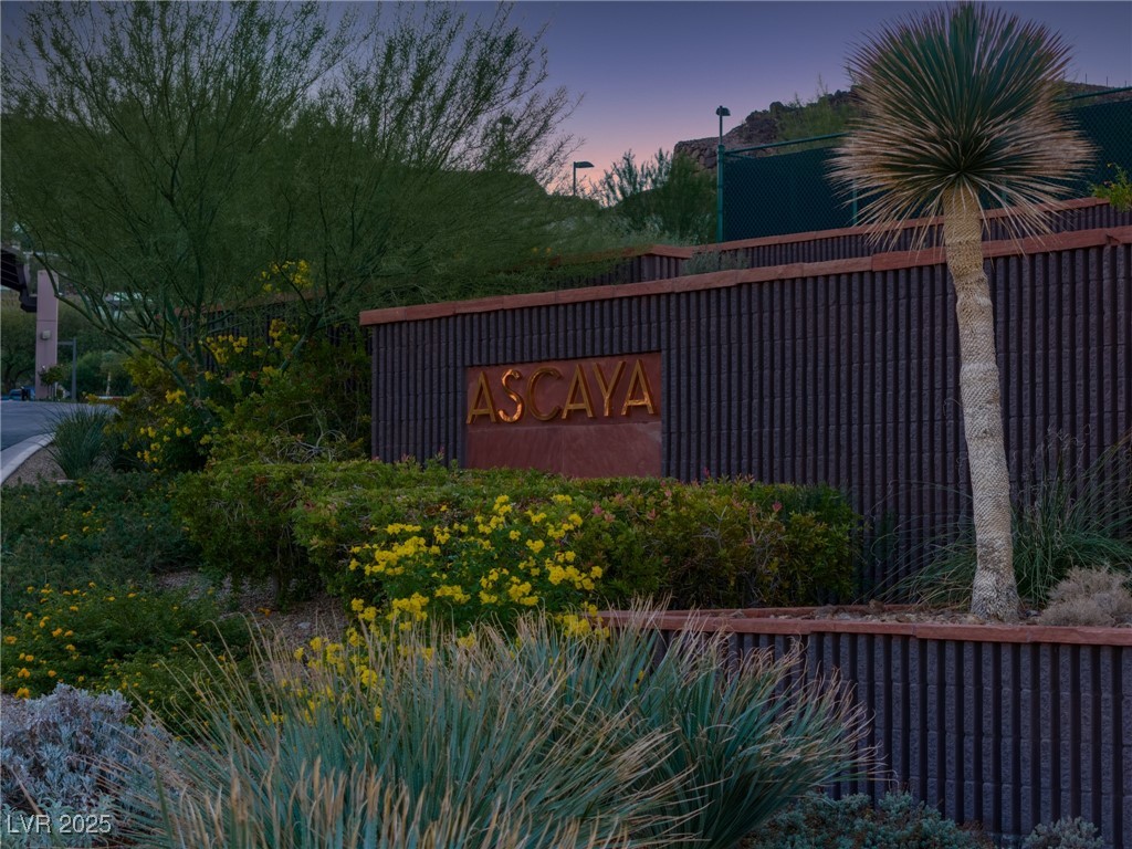 12 Wanderlust Court Property Photo 27