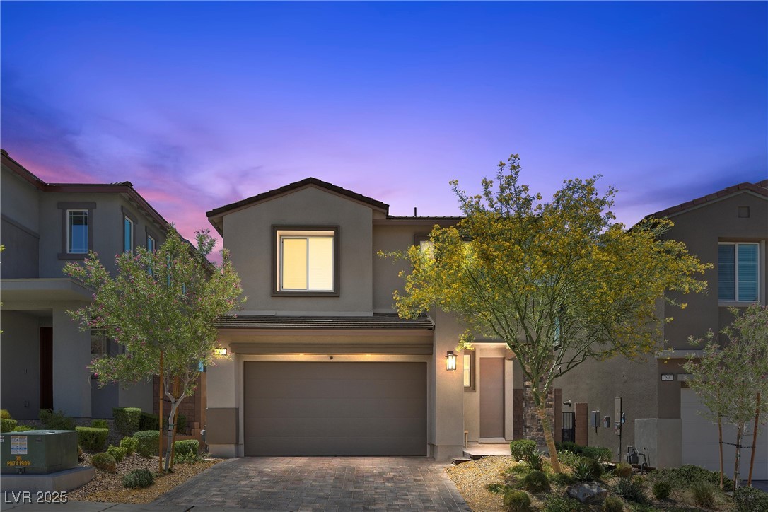 55 Strada Fontana Property Photo 2