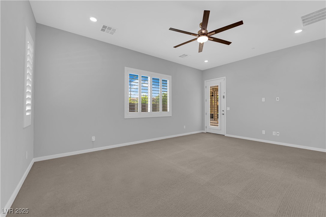 11909 Pippa Avenue Property Photo 21