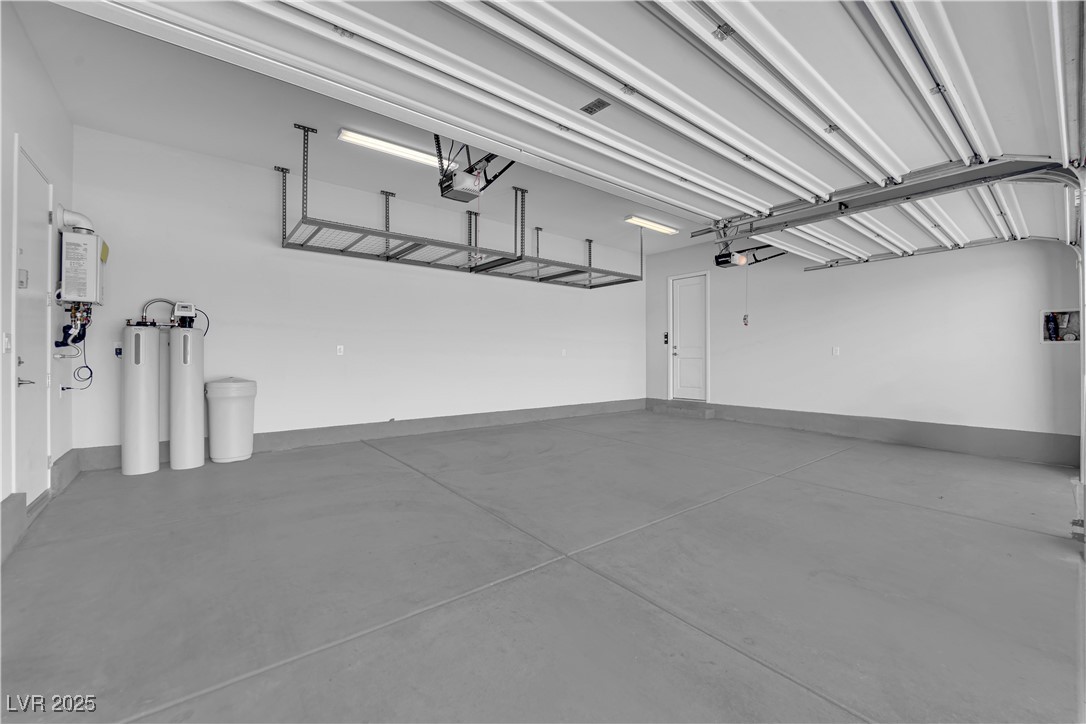 11909 Pippa Avenue Property Photo 38
