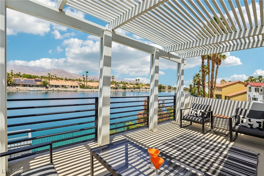 2469 Sun Reef Road Property Photo 68