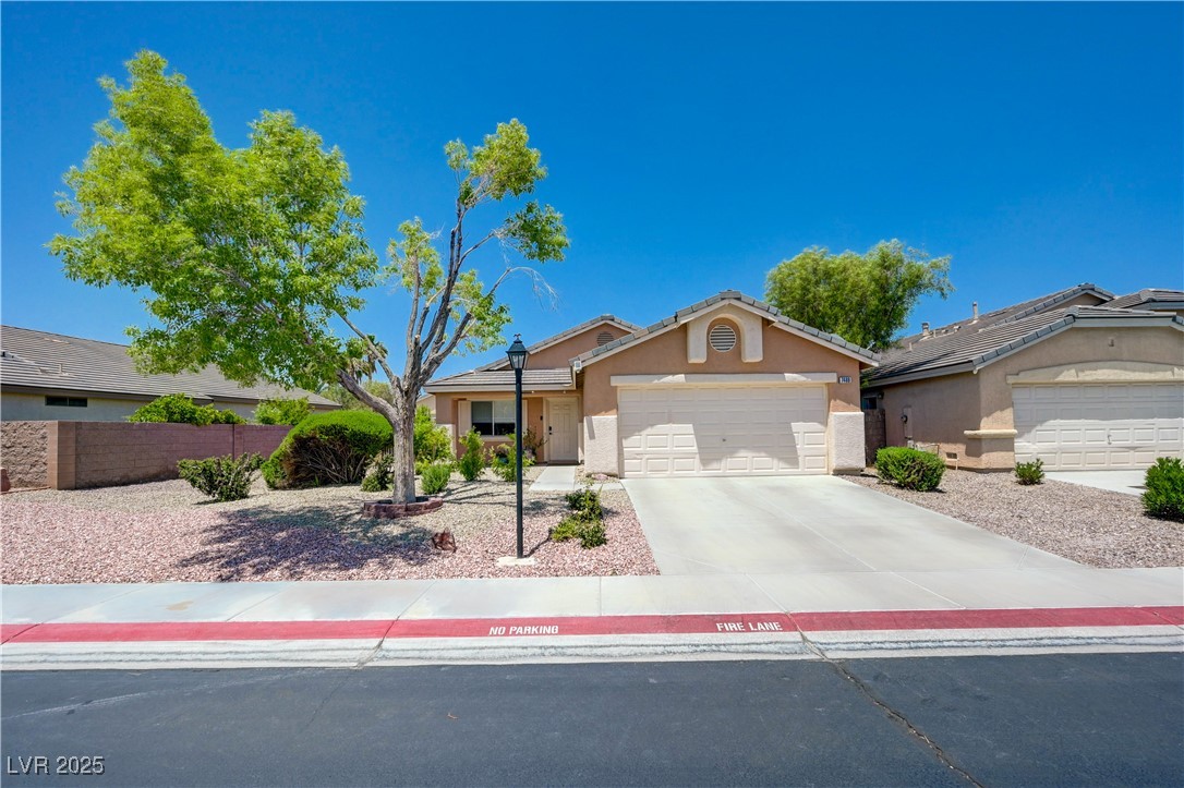 7488 Evening Falls Drive Property Photo 2