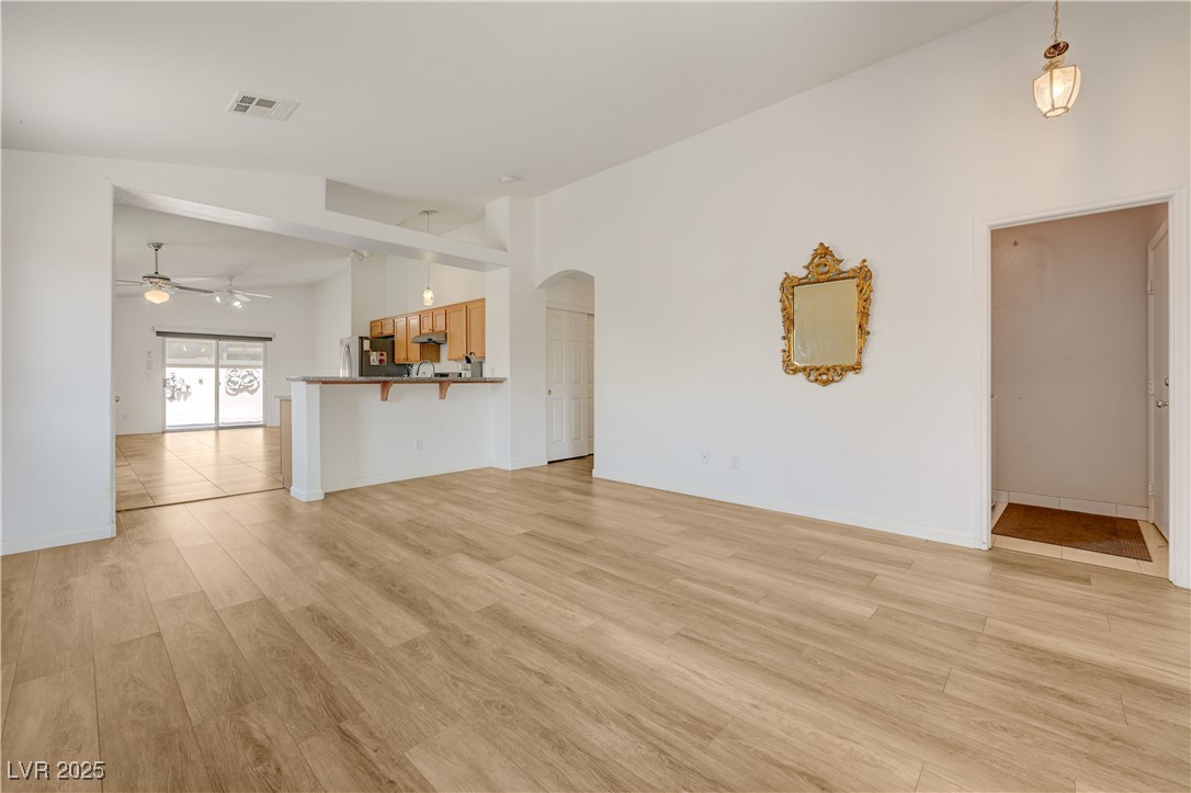 7488 Evening Falls Drive Property Photo 16