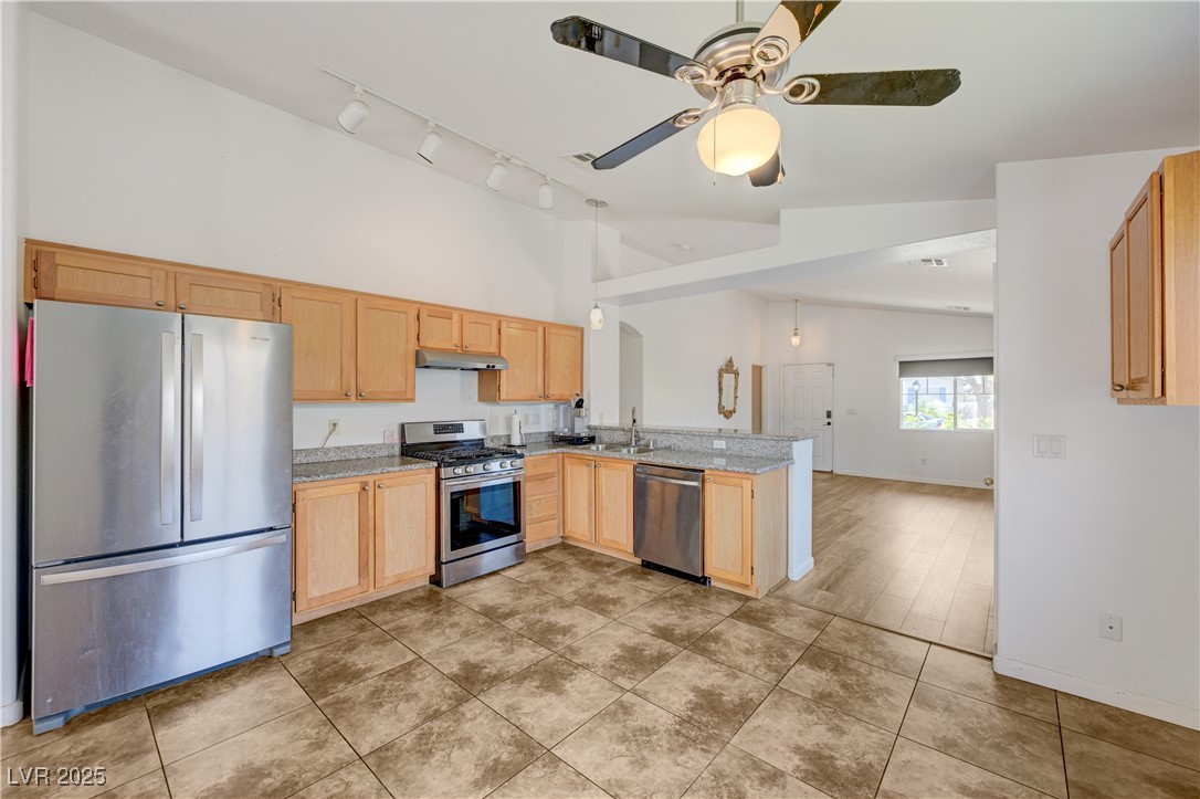 7488 Evening Falls Drive Property Photo 21