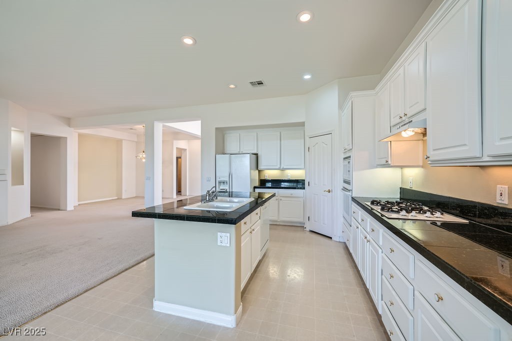 324 Quiet Harbor Drive Property Photo 10