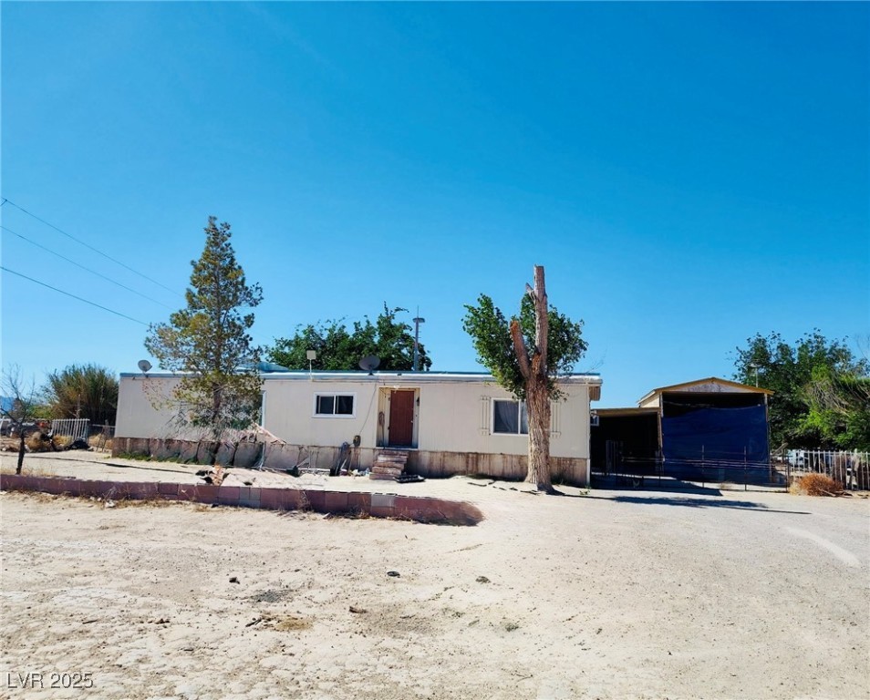 1091 West Nickel Avenue Property Photo 1