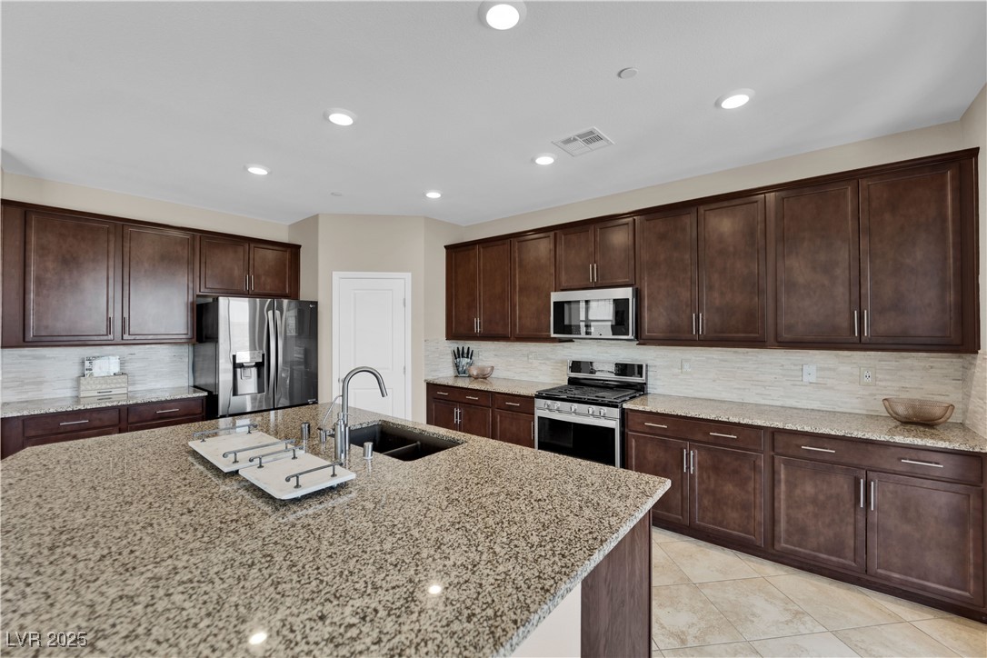 2714 Frabiele Street Property Photo 29