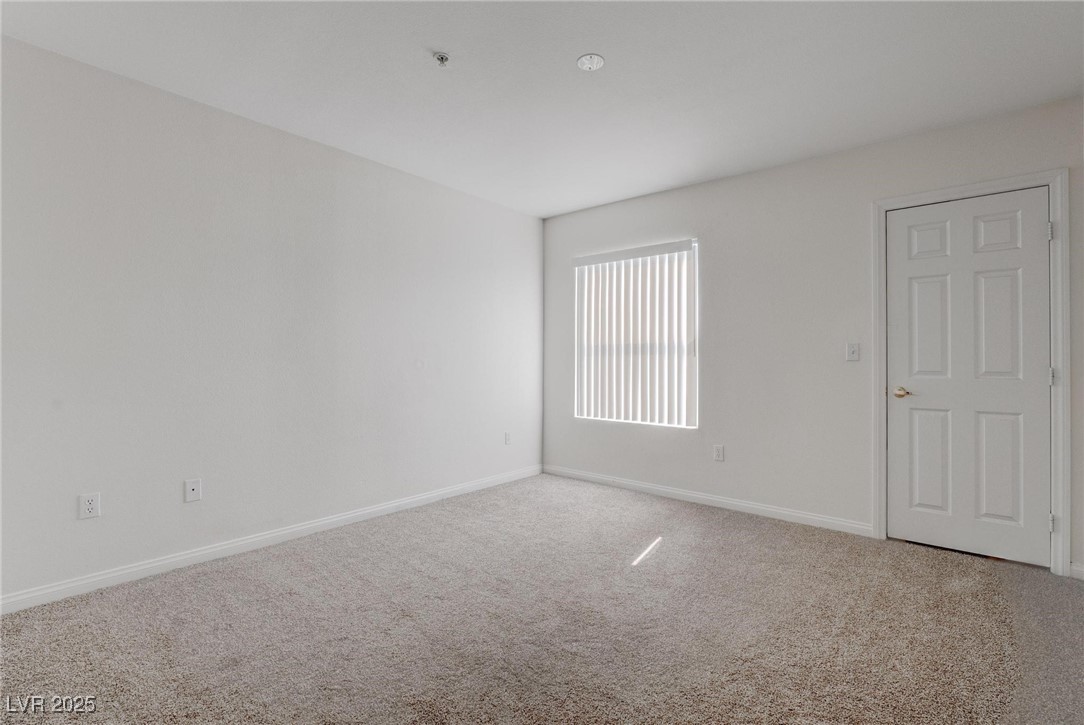 6955 North Durango Drive 3032 Property Photo 17