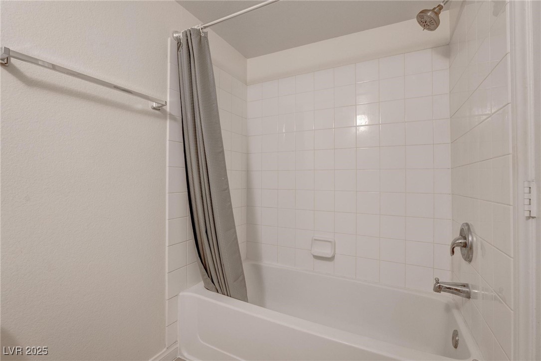 6955 North Durango Drive 3032 Property Photo 24