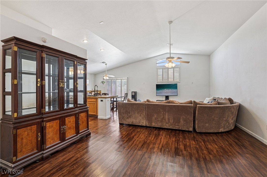 7927 Villa Salsa Avenue Property Photo 4