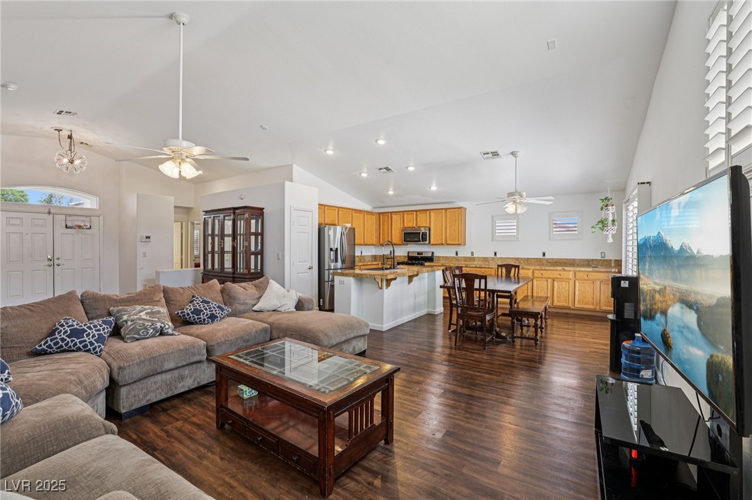7927 Villa Salsa Avenue Property Photo 10