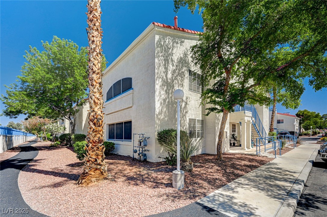 2725 South Nellis Boulevard 2036 Property Photo 4