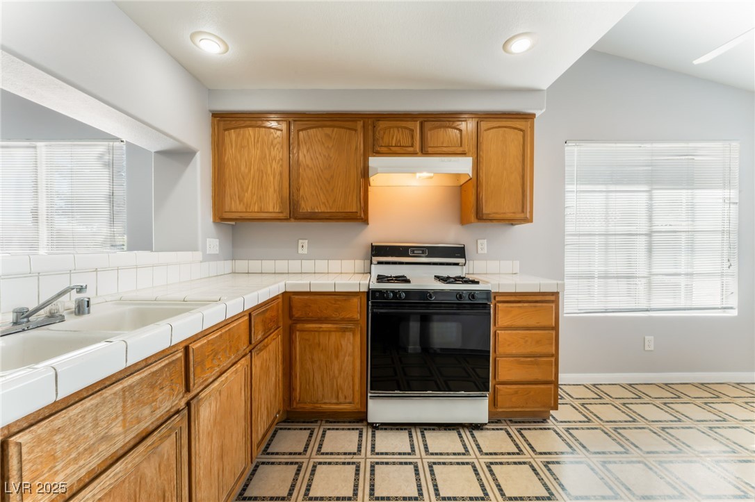 3104 Aristotle Avenue Property Photo 15