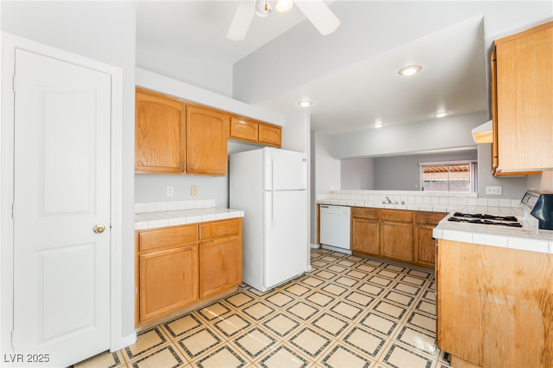 3104 Aristotle Avenue Property Photo 17