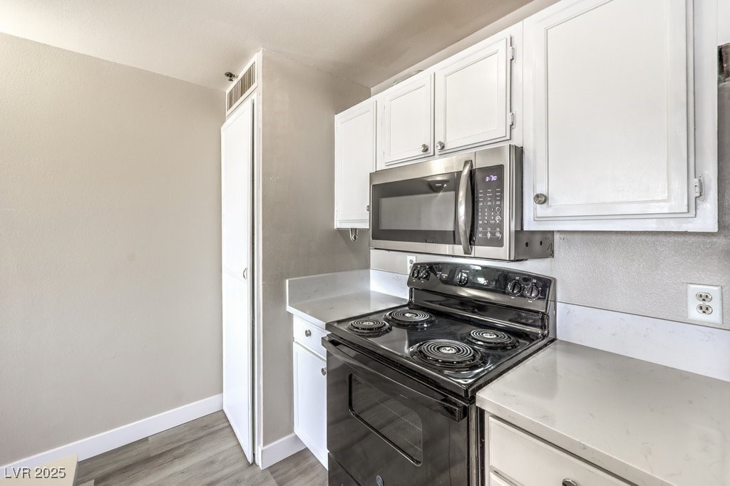 1381 East University Avenue 204 Property Photo 11