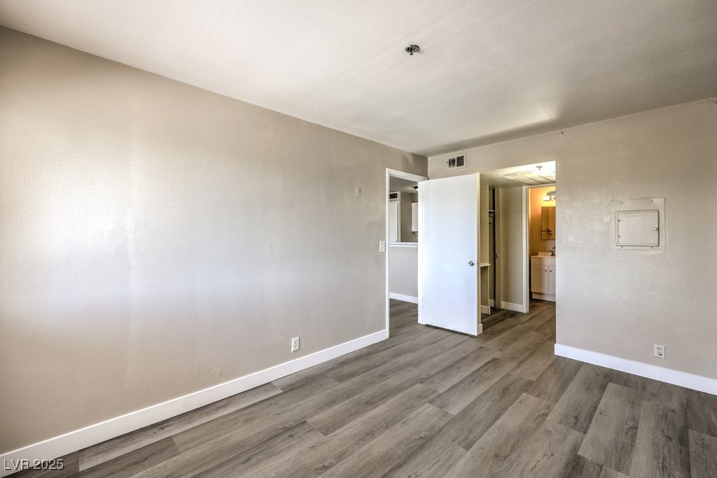 1381 East University Avenue 204 Property Photo 14