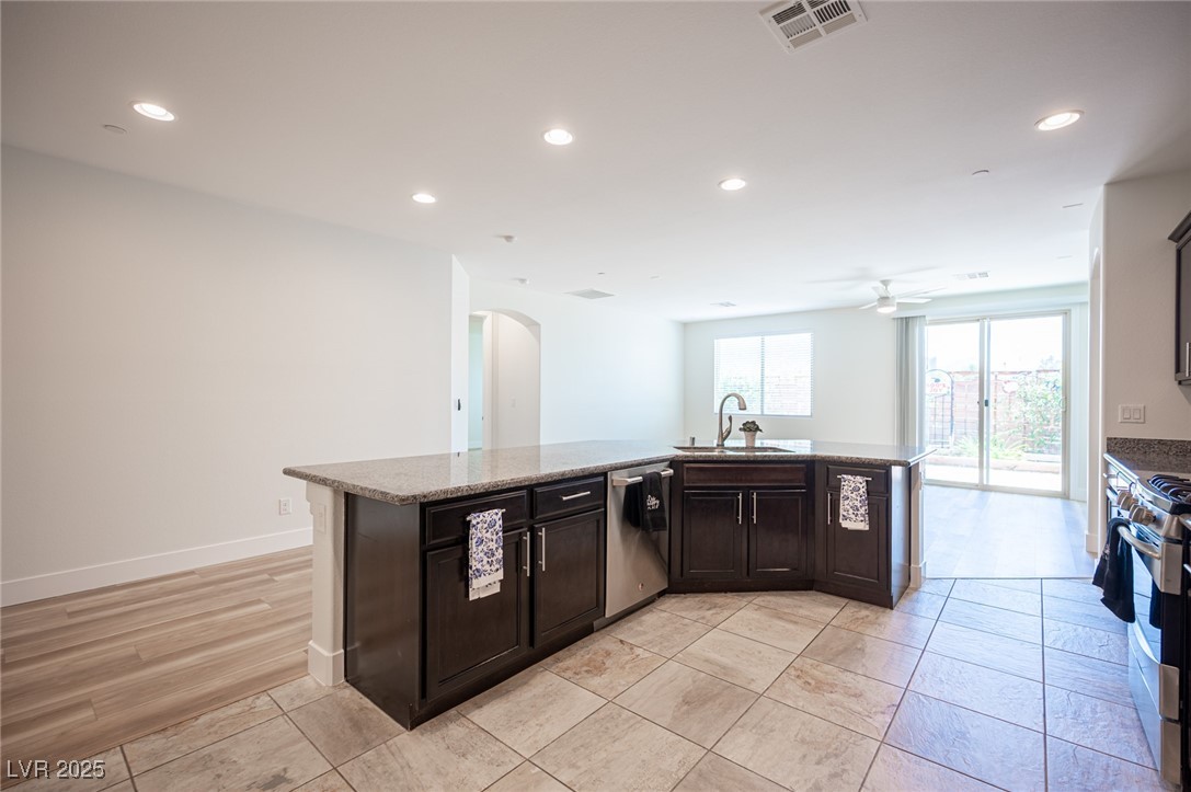 1617 Meadow Bluffs Avenue Property Photo 32