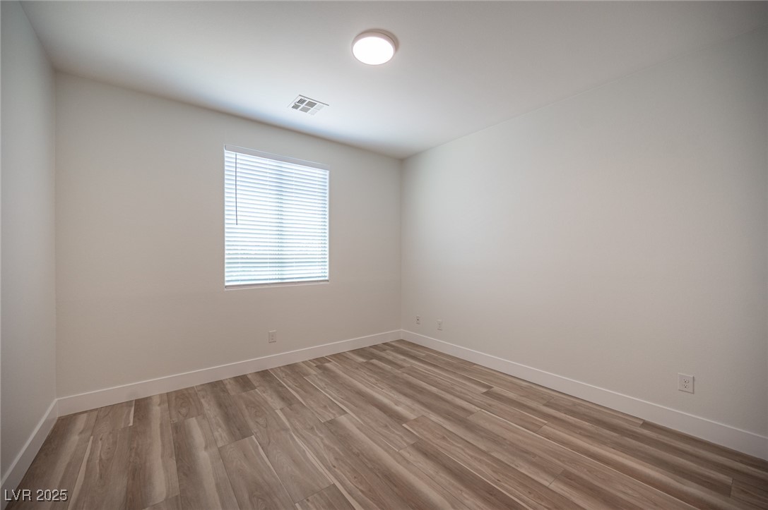 1617 Meadow Bluffs Avenue Property Photo 44