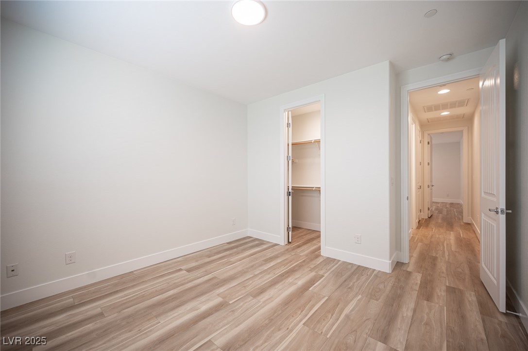 1617 Meadow Bluffs Avenue Property Photo 45
