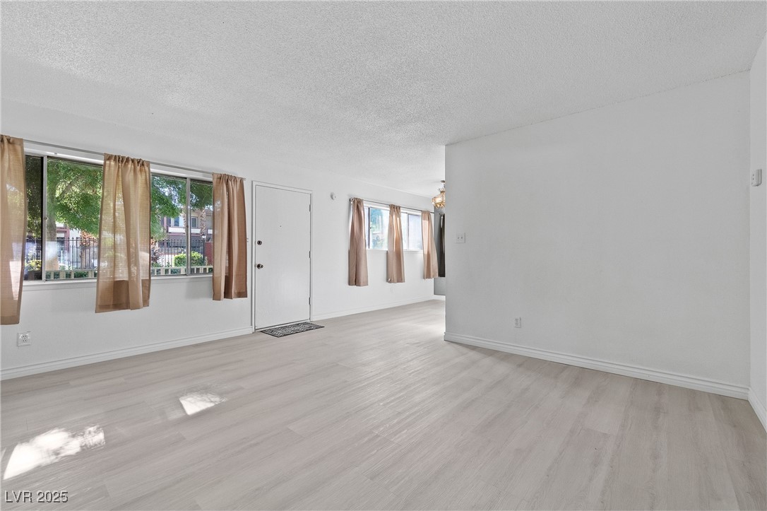 350 East Desert Inn Road D104 Property Photo 5