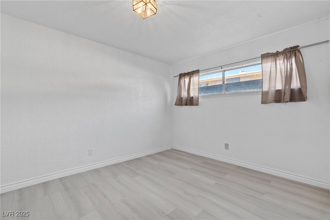 350 East Desert Inn Road D104 Property Photo 14