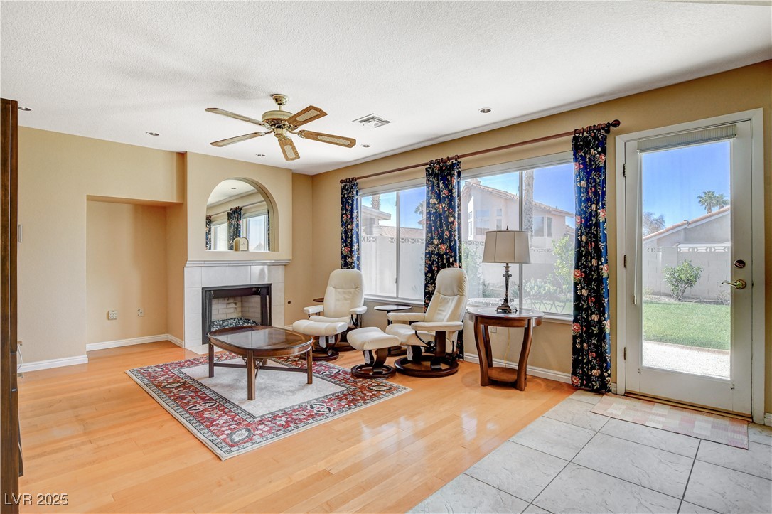8416 Dry Cliff Circle Property Photo 13