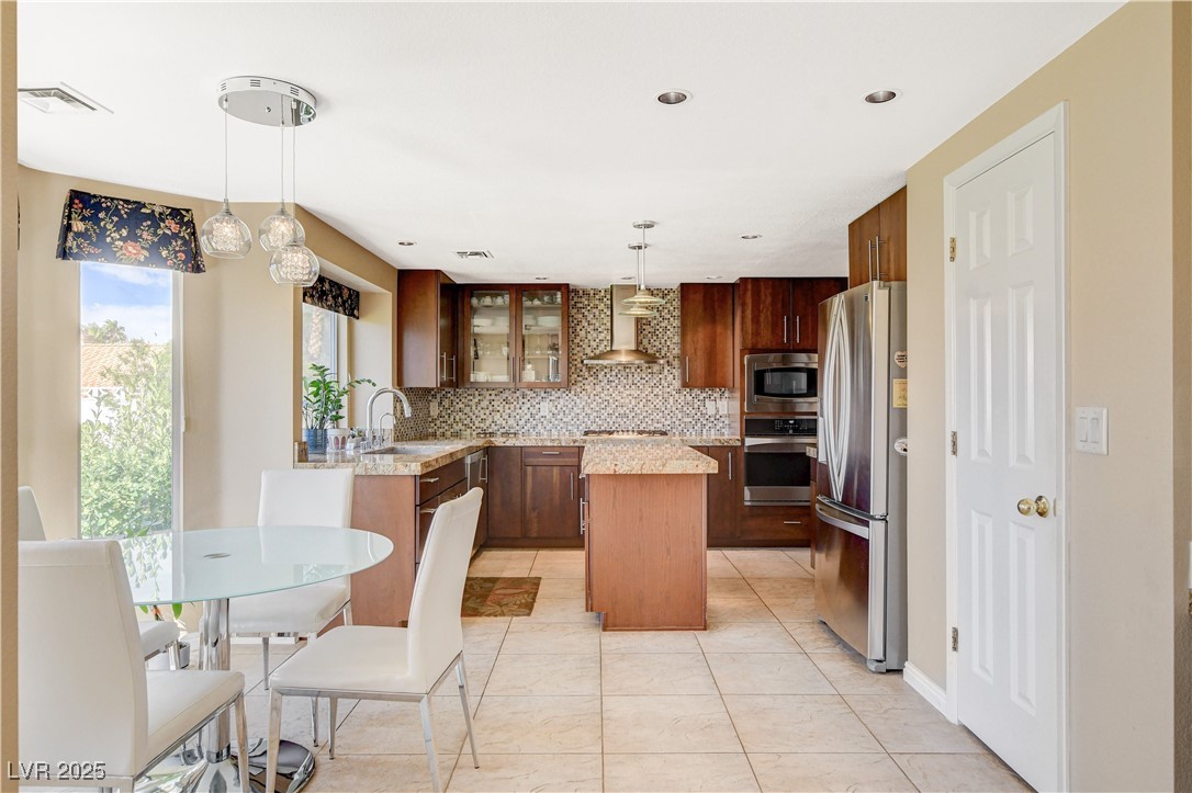8416 Dry Cliff Circle Property Photo 18