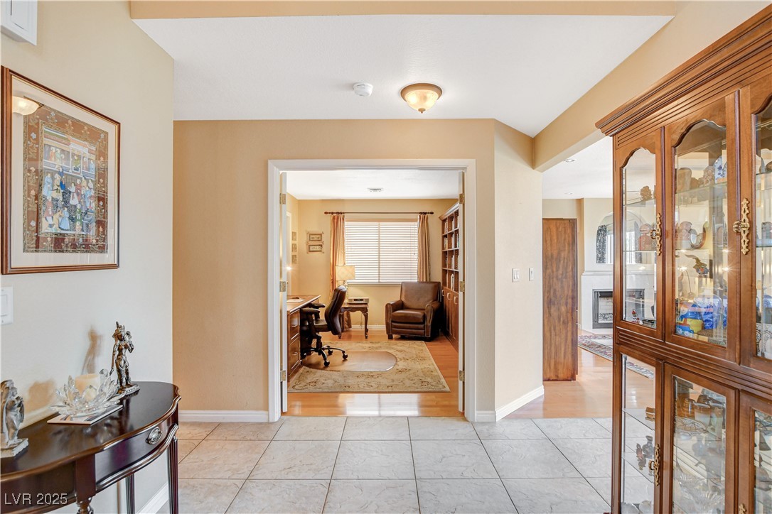 8416 Dry Cliff Circle Property Photo 25