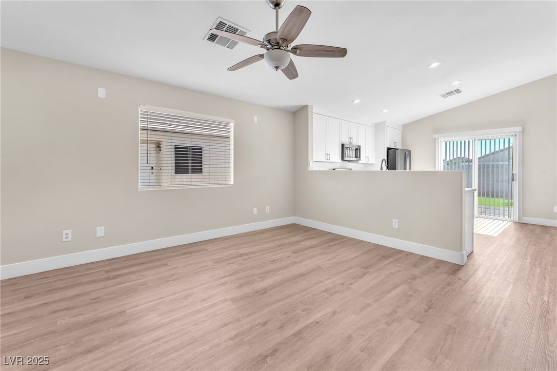 5912 Kentlands Street Property Photo 5