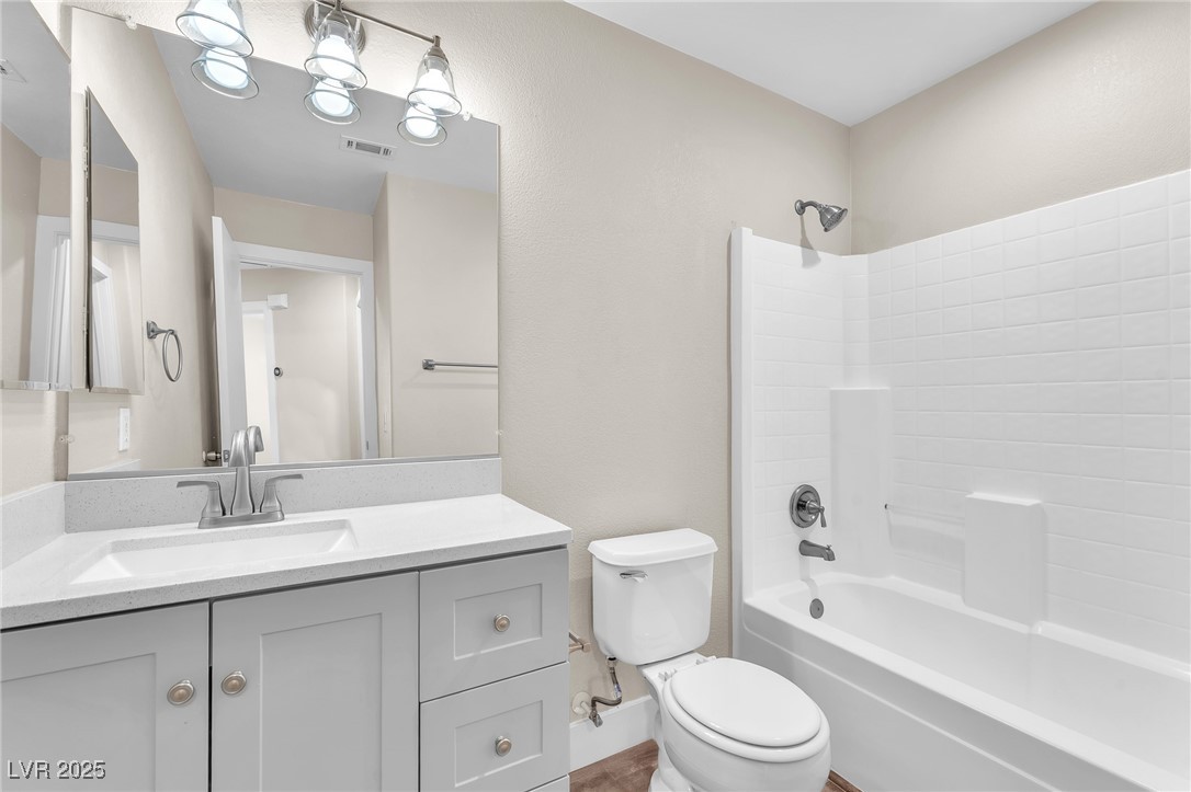 5912 Kentlands Street Property Photo 9