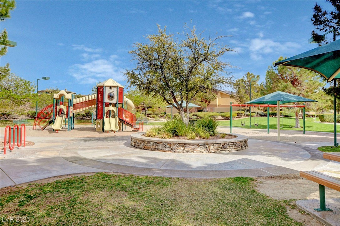 3025 Seaford Peak Drive Property Photo 14