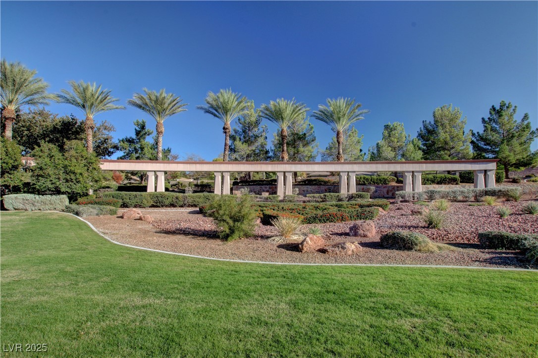 3025 Seaford Peak Drive Property Photo 16